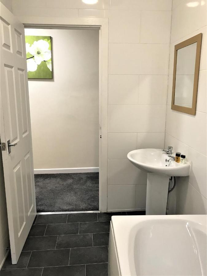 Restful 1-Bedroom Flat In St Helens St Helens  Zewnętrze zdjęcie